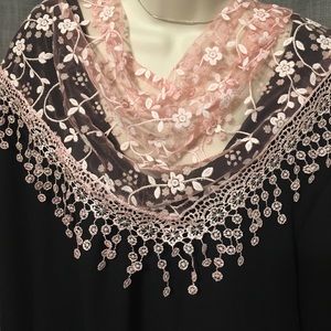 Pink scarf with beautiful fringes and sequins